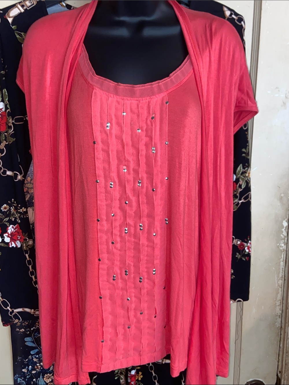 SALMON EMBELLISHED DOUBLE-LAYER TOP Silver Button Beads AUGUST SILK